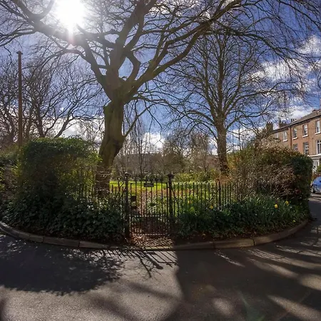 The Garden Square - Unique Luxury In Historic Garden Square - Ideal For 2 People York