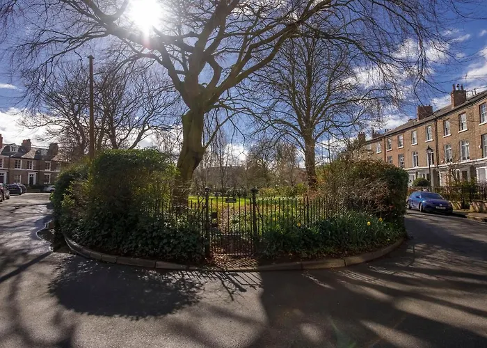 The Garden Square - Unique Luxury In Historic Garden Square - Ideal For 2 People York