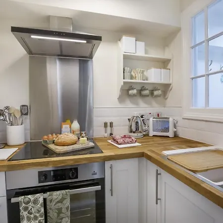 The Garden Square - Unique Luxury In Historic Garden Square - Ideal For 2 People