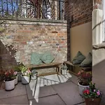 公寓 The Garden Square - Unique Luxury In Historic Garden Square - Ideal For 2 People 约克