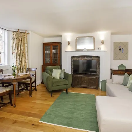 Apartamento The Garden Square - Unique Luxury In Historic Garden Square - Ideal For 2 People